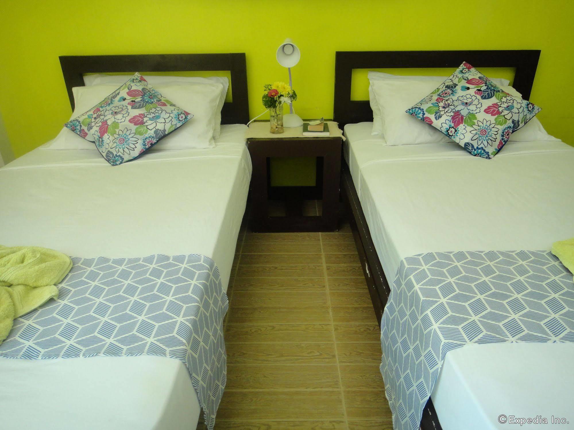 By The Bay, Jacana Bed & Breakfast Puerto Princesa Exterior foto
